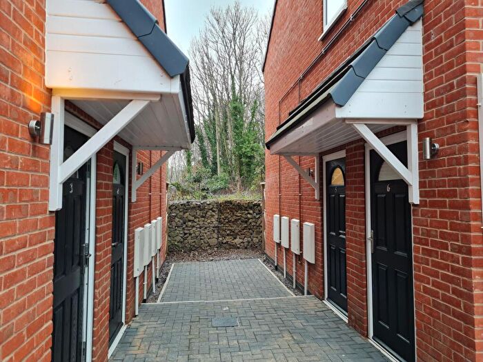 2 Bedroom Apartment To Rent In Railway Court, Askern, DN6