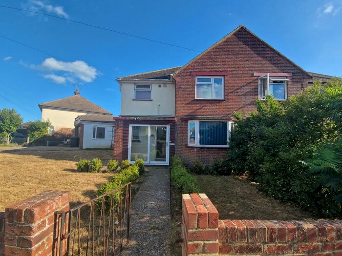 3 Bedroom Detached House To Rent In Westover Gardens, Broadstairs, CT10