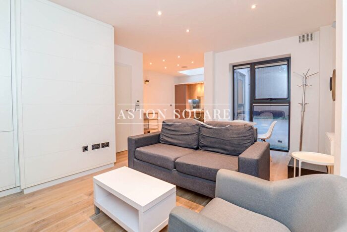 2 Bedroom Flat To Rent In Pentonville Road, London, N1