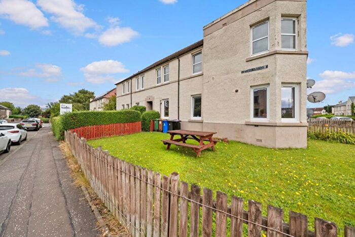 2 Bedroom Flat For Sale In Mayfield Street, Stirling, FK7