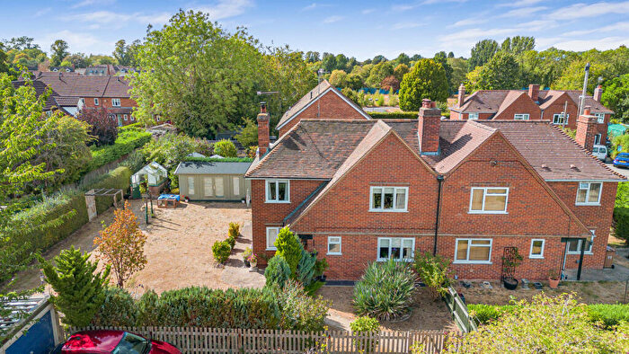 2 Bedroom Semi-Detached House For Sale In Winters Field, Crowmarsh Gifford, OX10
