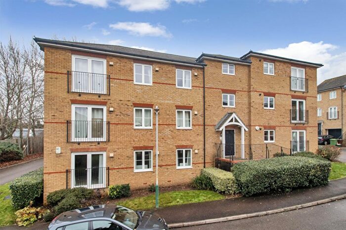 2 Bedroom Flat For Sale In Underwood Rise, Tunbridge Wells, TN2
