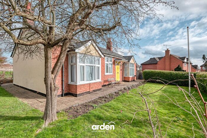 3 Bedroom Detached Bungalow For Sale In Claphill Lane, Rushwick, WR2