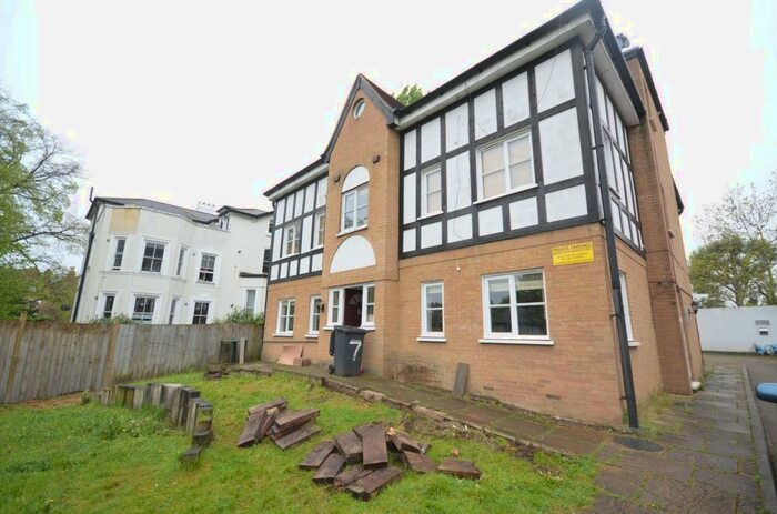 2 Bedroom Flat To Rent In Manser Court, Lawrie Park Gardens, Sydenham, SE26