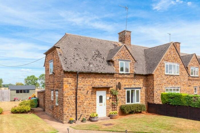 3 Bedroom End Of Terrace House To Rent In New Road, Ratley, Banbury, OX15