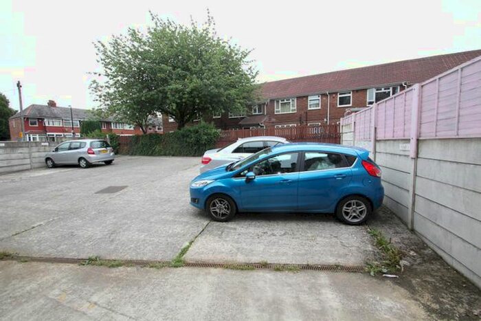 1 Bedroom Flat To Rent In The Circle, Barton Road, Stretford, Manchester, M32