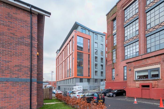 2 Bedroom Apartment To Rent In Inverlair Avenue, Flat /, Cathcart, Glasgow, G43