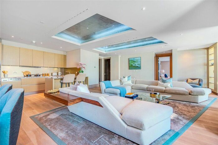 2 Bedroom Flat To Rent In Dering Street, Mayfair, London, W1S