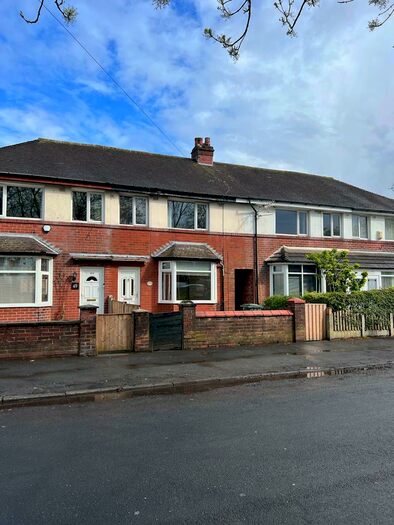 Terraced House To Rent In Wilton Grove, Heywood, Greater Manchester, OL10