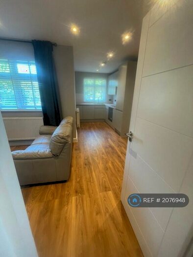 1 Bedroom Flat To Rent In Hasted Road, Charlton, SE7