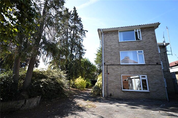 1 Bedroom Flat To Rent In Sandal Road, New Malden, KT3
