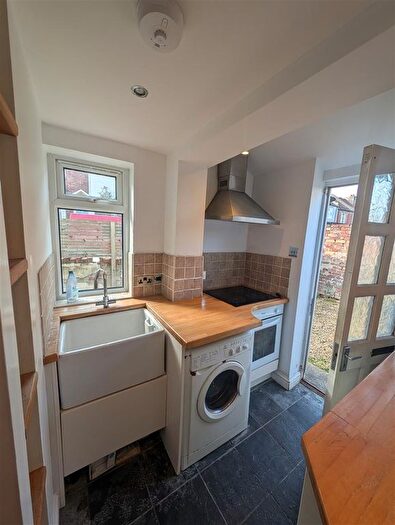 1 Bedroom Flat To Rent In Beaufort Street, Bedminster, Bristol, BS3