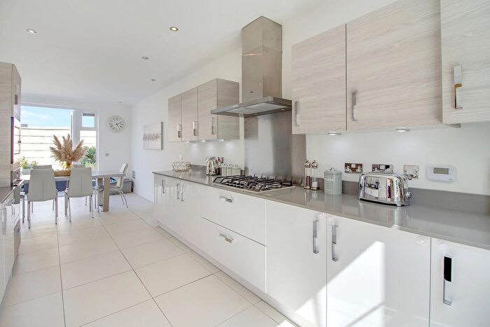 4 Bedroom Detached House To Rent In Ingbarrow Gate, Wetherby, LS22