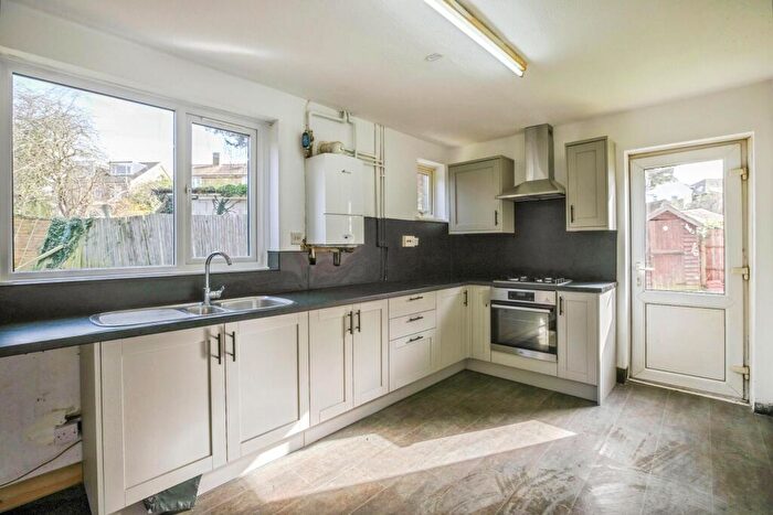 3 Bedroom Semi Detached House To Rent In Camden Gardens, Thornton Heath, CR7