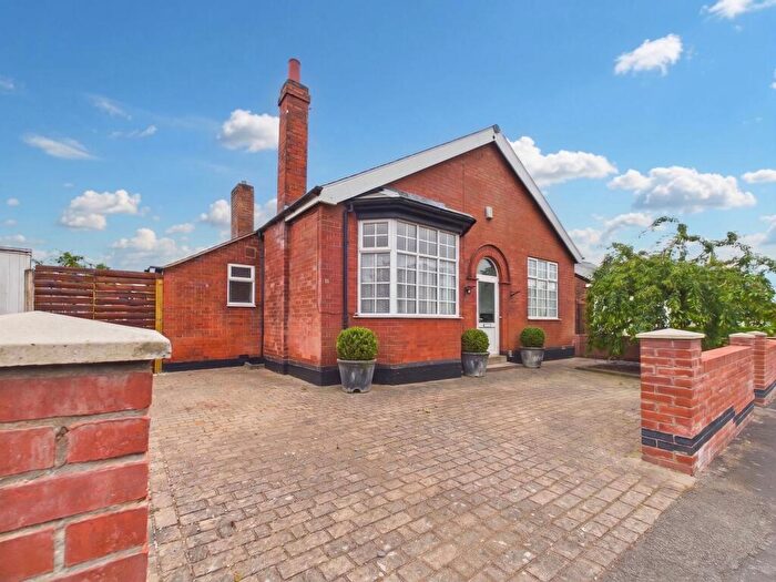 2 Bedroom Detached Bungalow For Sale In Eastdale Road, Nottingham, NG3