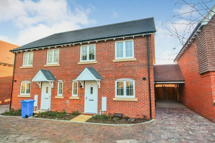 4 Bedroom Semi-Detached House To Rent In Leigh Road, Sittingbourne, ME10