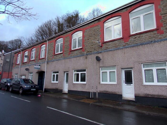 2 Bedroom Flat To Rent In High Street, Llanhilleth, Abertillery NP13