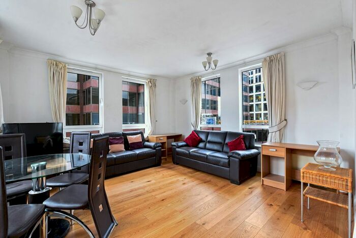 2 Bedroom Flat To Rent In Werna House, Monument Street, London, EC3R