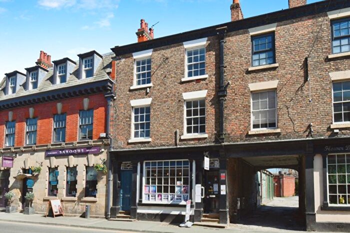 2 Bedroom Flat To Rent In North Street, Ripon, HG4