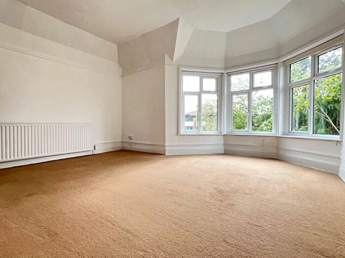 1 Bedroom Flat To Rent In Widmore Road, Bromley, BR1
