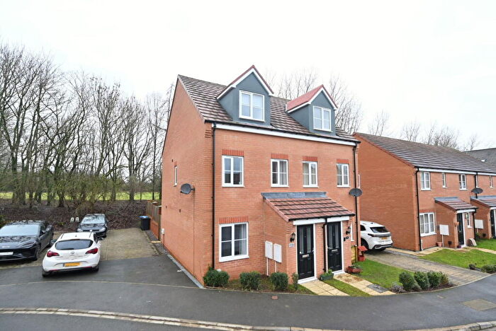 3 Bedroom Semi Detached House To Rent In Cathedral Mews, Ripon, HG4