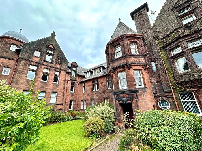 2 Bedroom Flat To Rent In Calside, Paisley, Renfrewshire, PA2