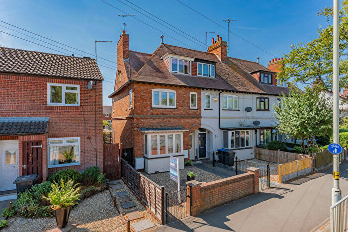 4 Bedroom Semi Detached House For Sale In Northampton Road, Market Harborough, LE16