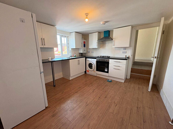 2 Bedroom Flat To Rent In Belgrave Road, Ilford, *Council Tax And Water Bill Inc*, IG1