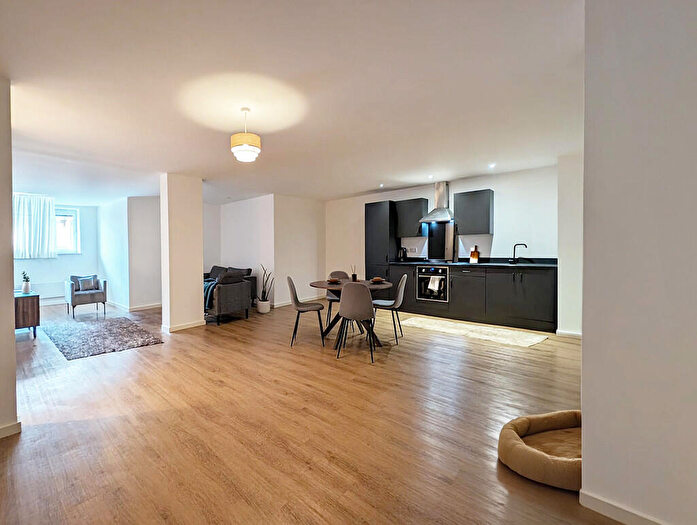 1 Bedroom Apartment To Rent In Rufus Court, Foundry Lane, LS14