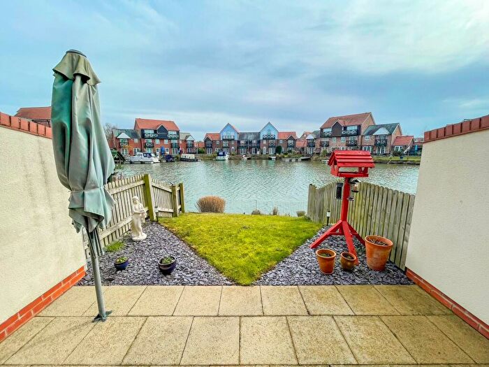 2 Bedroom Town House To Rent In Ellisons Quay, Burton Waters, Lincoln, LN1