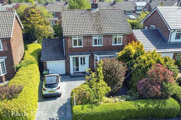 3 Bedroom Detached House For Sale In Clifford Road, Poynton, Stockport, Cheshire, SK12