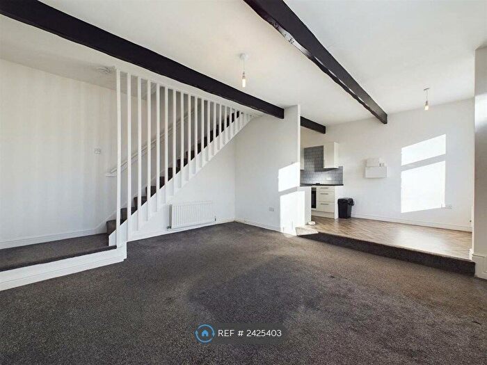 3 Bedroom Terraced House To Rent In Farholme Lane, Stacksteads, OL13