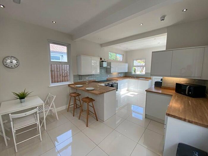 Studio To Rent In Hedley Street, Maidstone, ME14