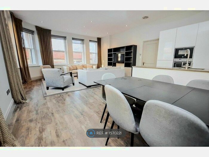 2 Bedroom Flat To Rent In King Street, Manchester, M2