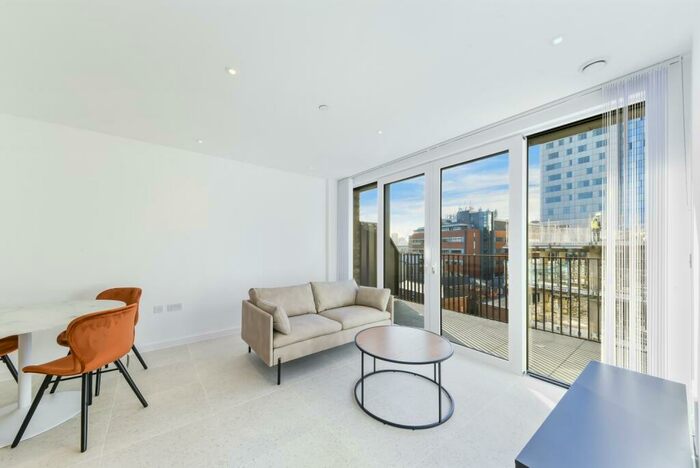 1 Bedroom Apartment To Rent In Georgette Apartments, The Silk District, Whitechapel, E1