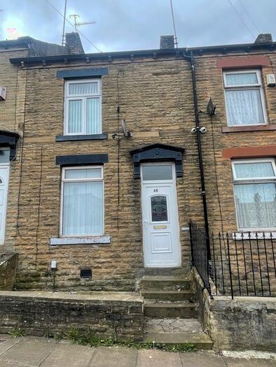 4 Bedroom Terraced House To Rent In Balfour Street, Bradford, BD4