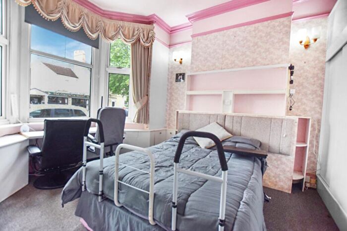 3 Bedroom Terraced House For Sale In Northampton Road, Wellingborough, Northamptonshire, NN8