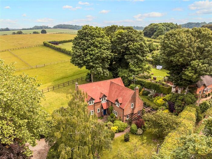 Houses for sale & to rent in RG20 8DX, School Lane, Speen Newbury