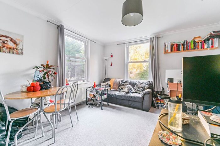 1 Bedroom Flat To Rent In Coombe Road, Central Croydon, Croydon, CR0