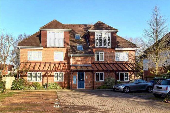 1 Bedroom Apartment To Rent In Yorktown Road, Sandhurst, Berkshire, GU47