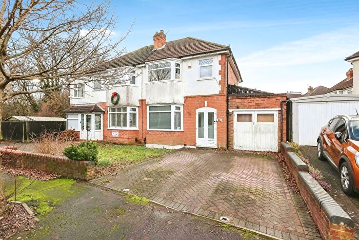 3 Bedroom Semi-Detached House For Sale In Rangoon Road, Solihull, B92