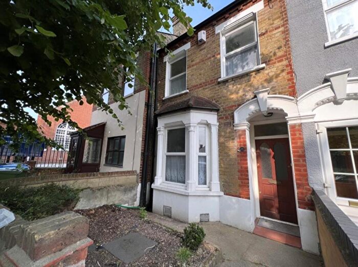 2 Bedroom Terraced House To Rent In Timbercroft Lane Plumstead, SE18