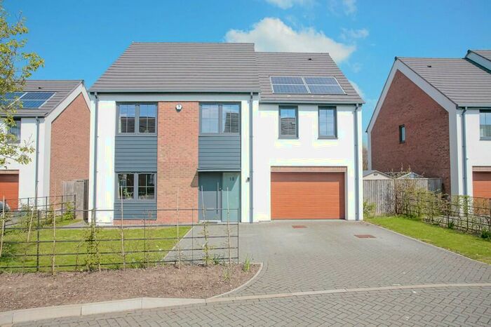 4 Bedroom Detached House To Rent In Maple Gardens, Milton, OX14