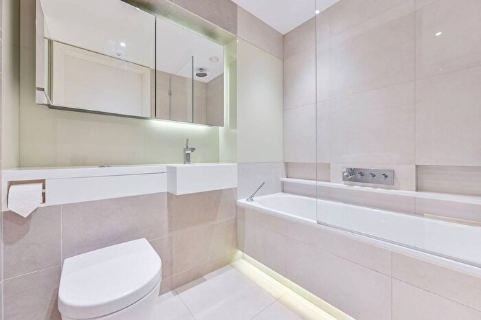 3 Bedroom Flat To Rent In Riverlight Quay, Nine Elms, London, SW11