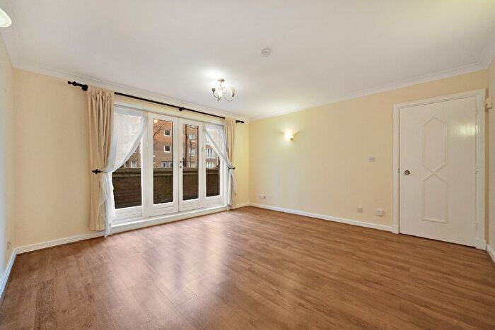 1 Bedroom Flat To Rent In Homer Drive, London, E14