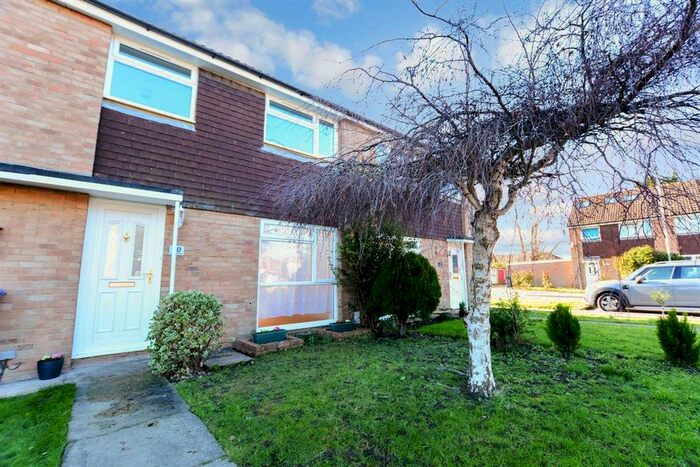 3 Bedroom Terraced House To Rent In Lenhurst Way, Worthing BN13