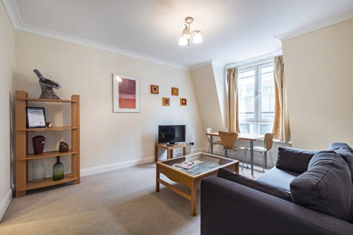 1 Bedroom Apartment To Rent In Werna House - Monument Street, EC3