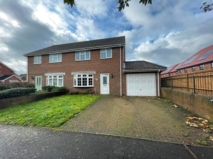 3 Bedroom Semi Detached House For Sale In Matthews Close, Deal, CT14