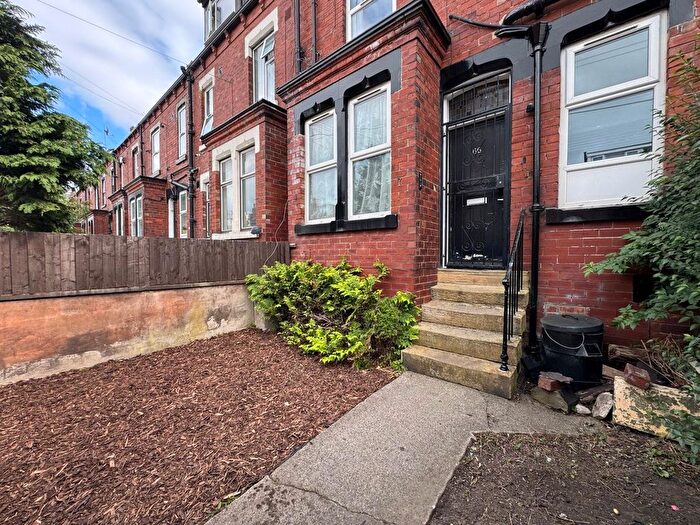 2 Bedroom Terraced House To Rent In Sutherland Mount, Leeds, West Yorkshire, LS9