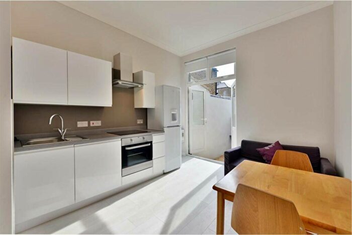 1 Bedroom Apartment To Rent In Yerbury Road, London, N19